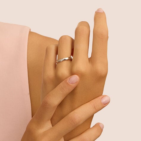 Fede Comoda 3 mm Oro Bianco Diamante - Anelli con Incisione Donna | Stroili