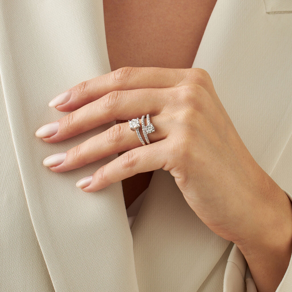 Anello Fantasia Petali Oro Bianco E Diamanti - Anelli con Pietre Donna | Stroili