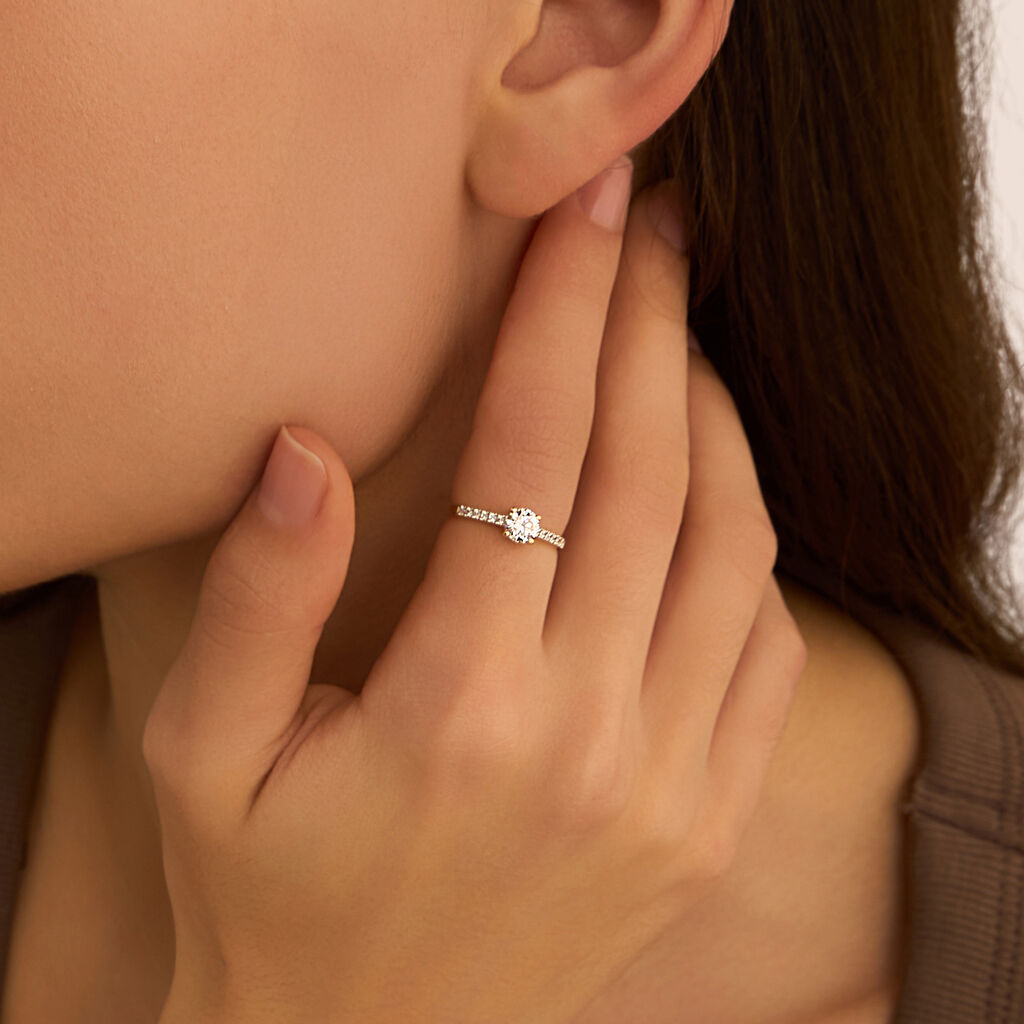 Anello Solitario Claire Oro Giallo Cubic Zirconia