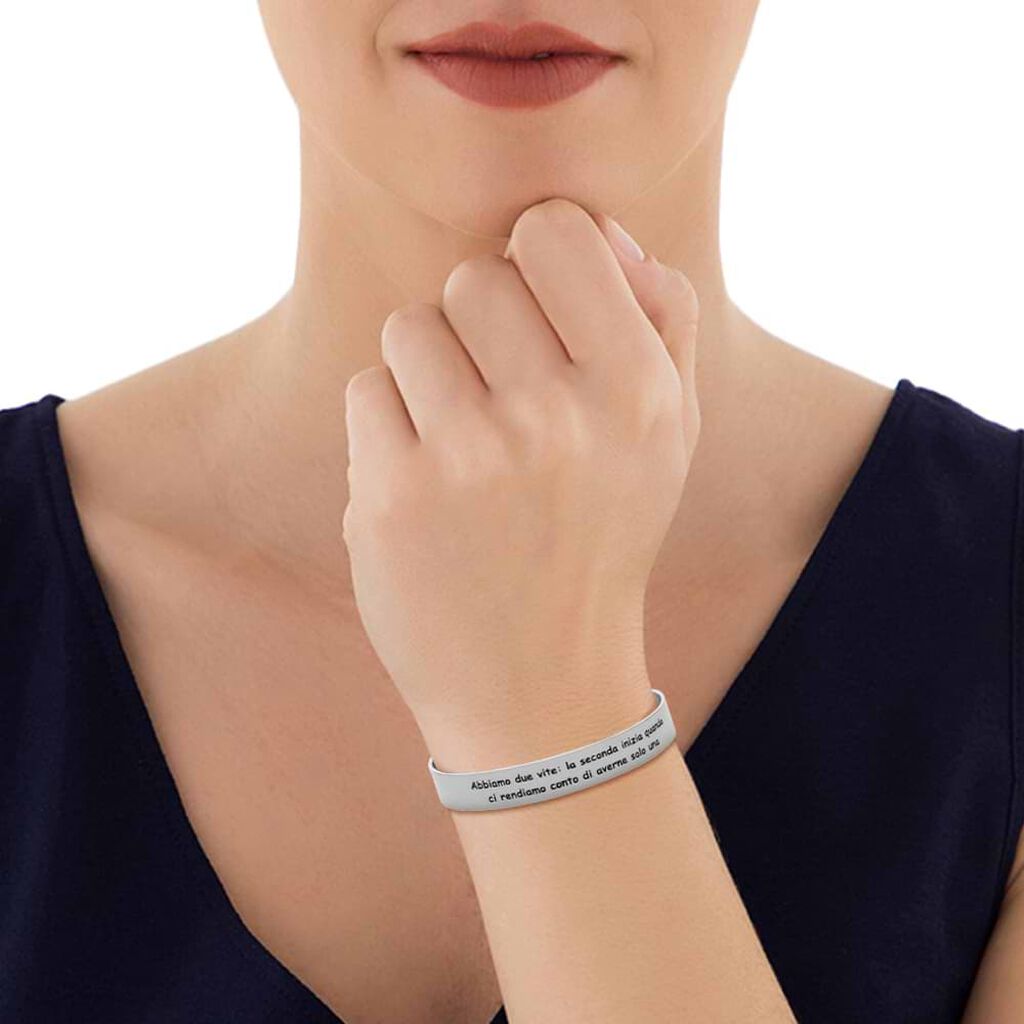 Bangle 'Abbiamo due vite: la seconda inizia quando ci rendiamo conto di averne solo una' in acciaio - Bracciali Donna | Stroili