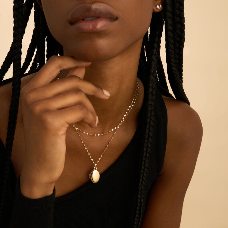 Pendente Portafoto Po&egrave;me Oro Giallo - Ciondoli con Incisione Donna | Stroili