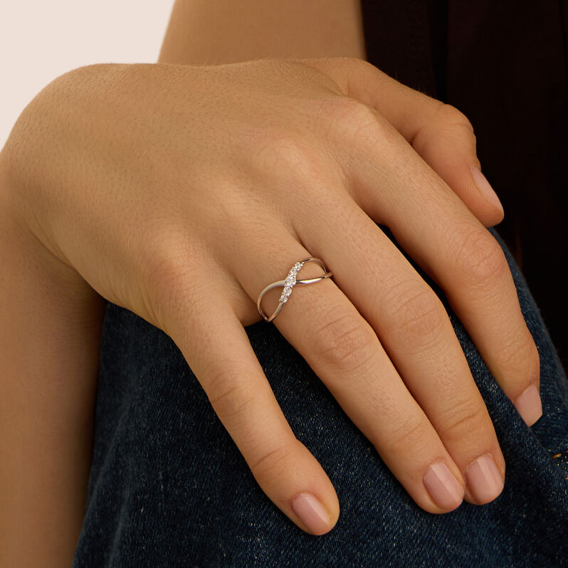 Anello Fantasia Claire Oro Bianco Cubic Zirconia - Anelli con Pietre Donna | Stroili