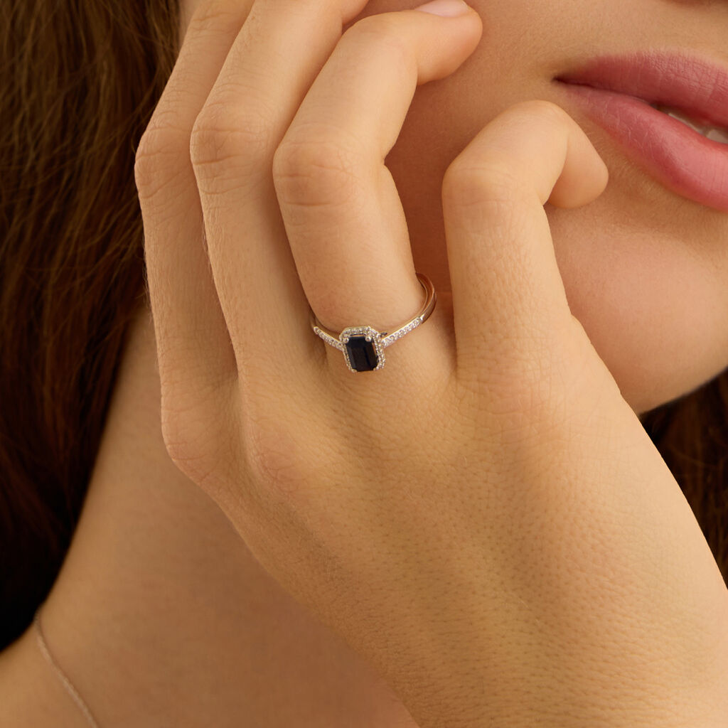 Anello Solitario Charlotte Oro Bianco Zaffiro Diamante